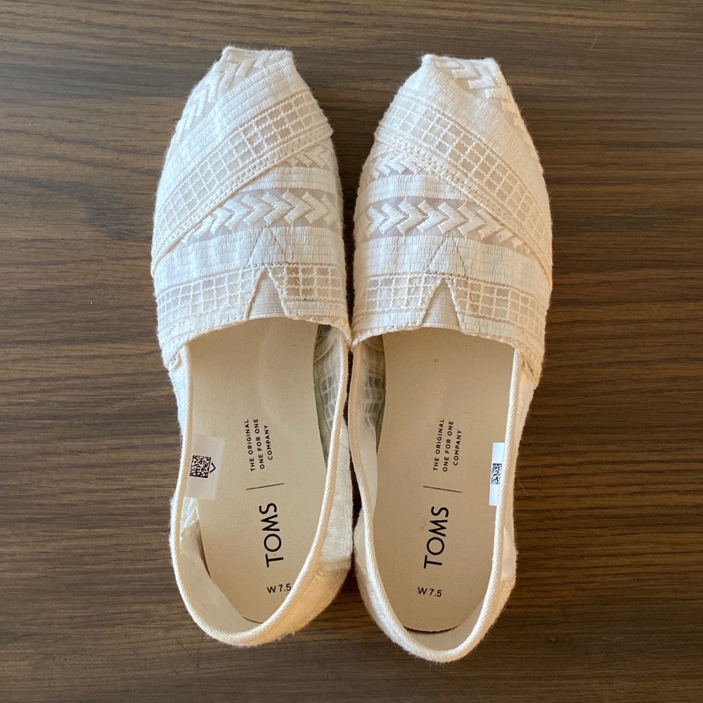 TOMS Classic Slip-on Alpargata